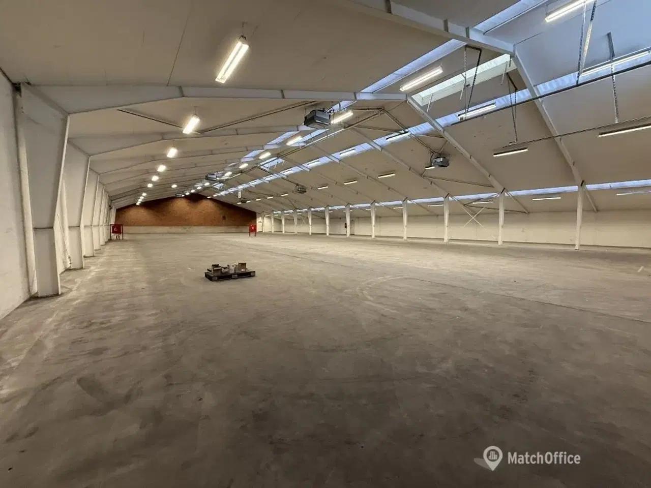 Billede 5 - Lyst lager / produktion med gode adgangsforhold - i alt ca. 1.730 kvm