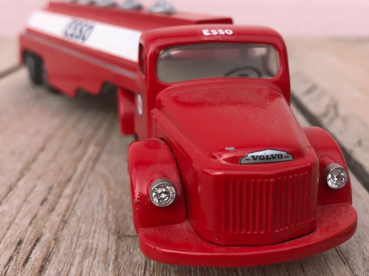 Billede 3 - TEKNO...VOLVO ESSO TANKBIL