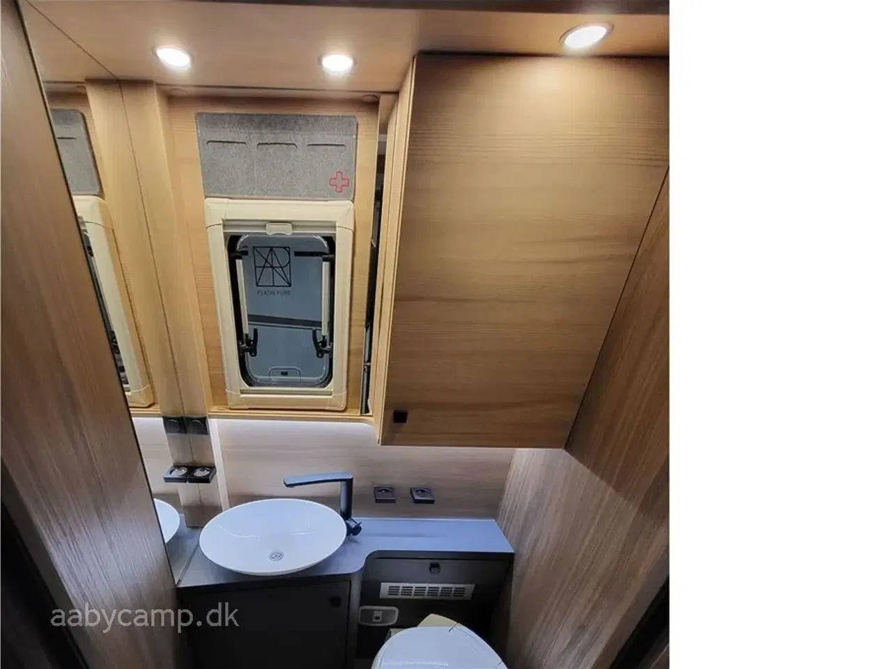 Billede 15 - 2025 - Euramobil Profila T726 EF   Luksus Delintegreret Camper på Mercedes 4500 kg, 170 HK