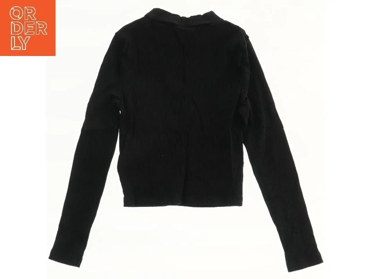 Billede 2 - Langærmet sort bluse fra Only (str. 134)