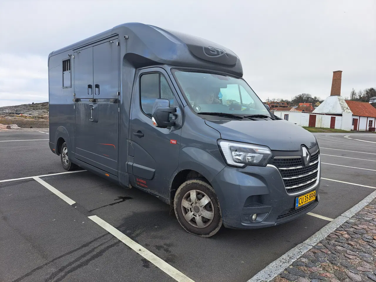 Billede 1 - Stx boksbil 2 hestes 