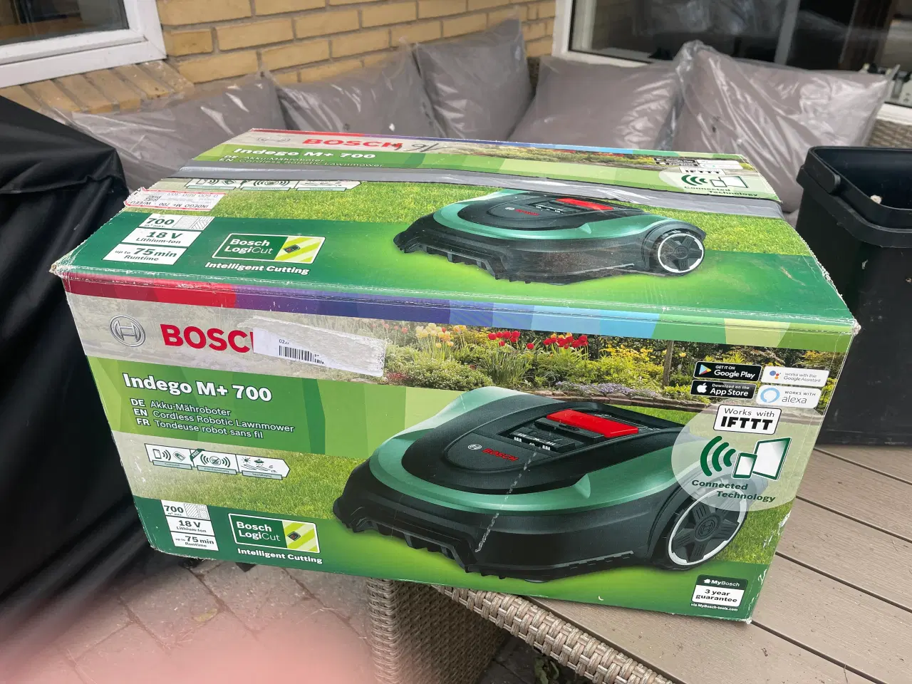 Billede 3 - Bosch Indego M+700 Robotplæneklipper m/300 m kabel