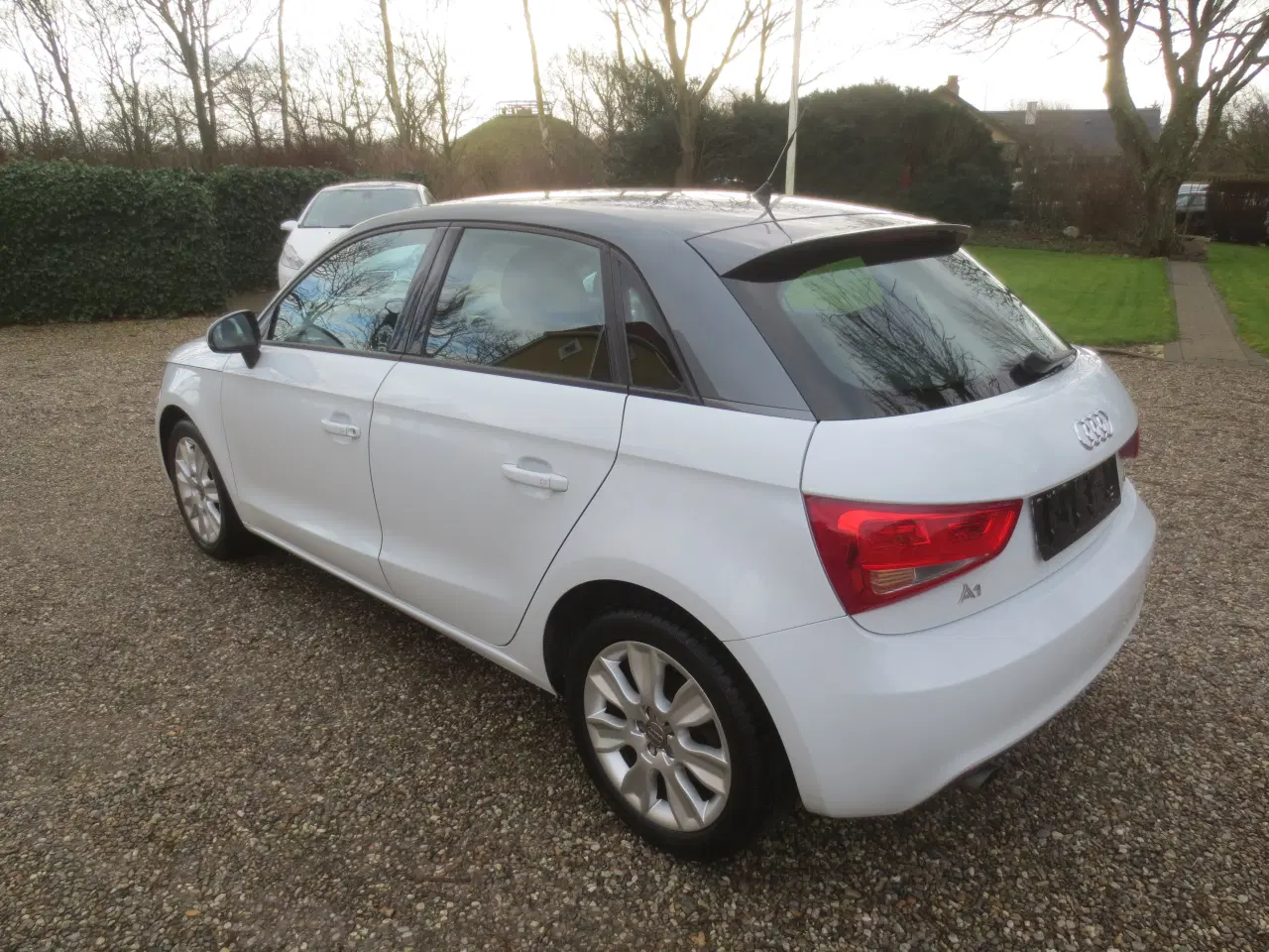 Billede 8 - Audi A 1 Sportback 1.6 TDi, År 2012. 