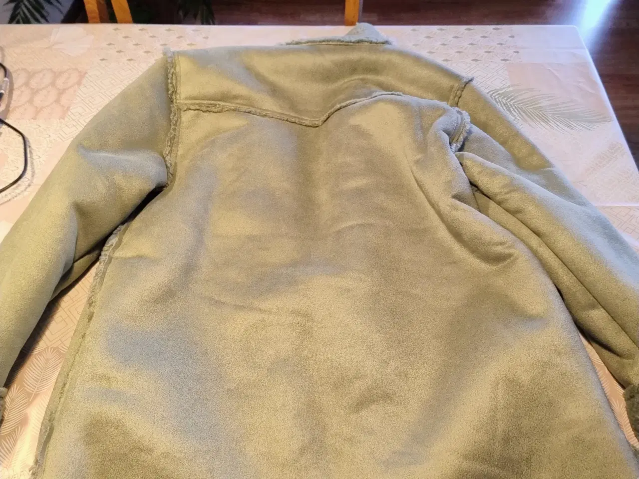 Billede 2 - POMPdeLUX jakke med foer