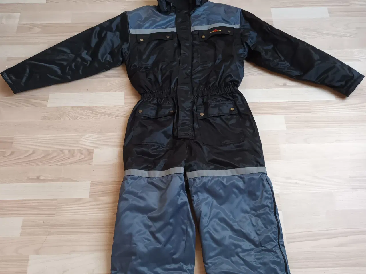 Billede 1 - Termokedeldragt 