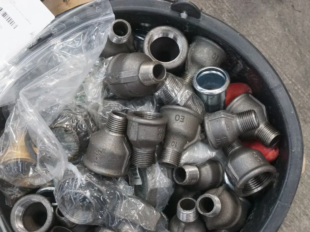 Billede 3 - 3 spande fittings