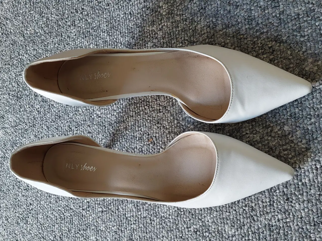 Billede 11 - hvid farve sko, str. 38