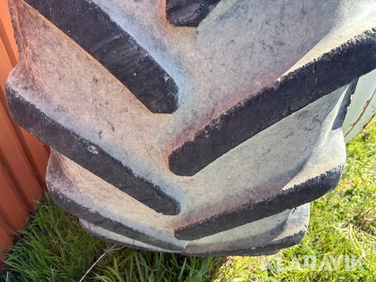 Billede 11 - Traktordæk Michelin Xm108