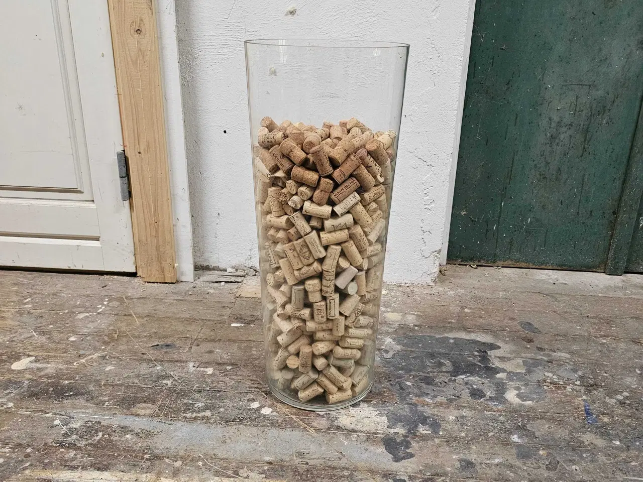 Billede 3 - Glas vase med vinpropper