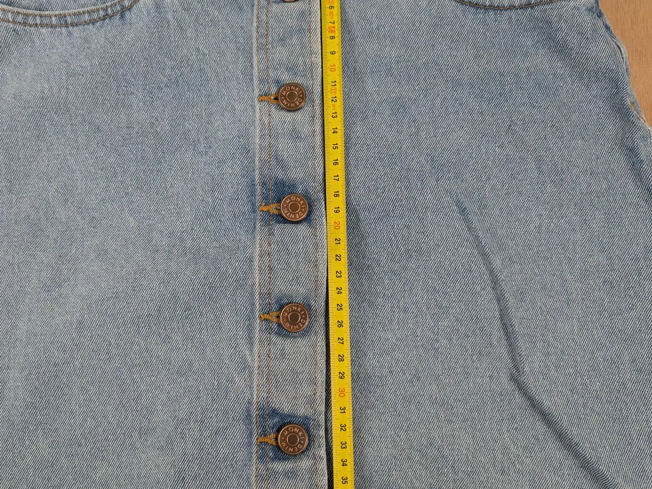 Billede 10 - Monki denimnederdel blå str. 38