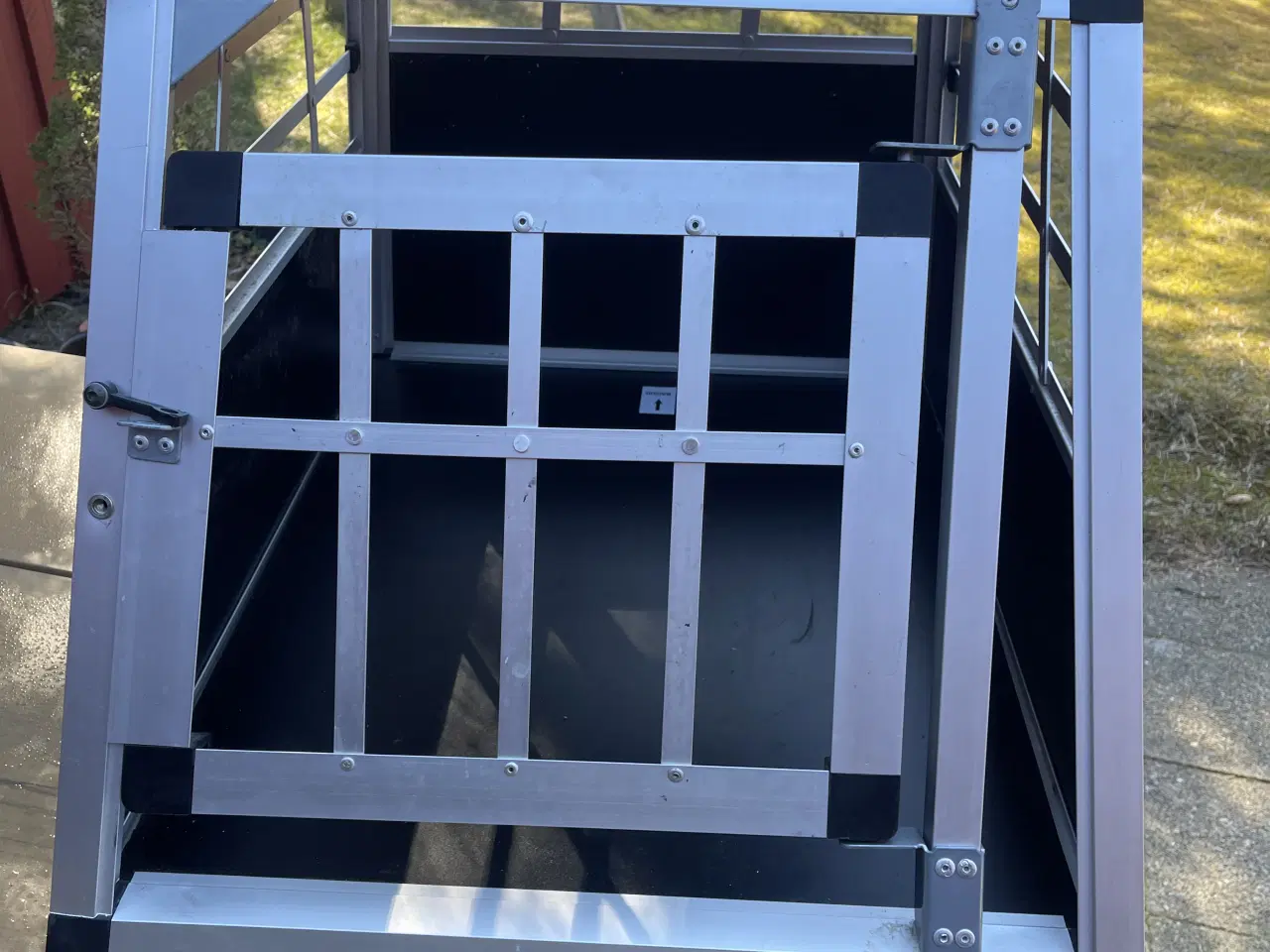 Billede 1 - Bradford hundebur til lille hund  