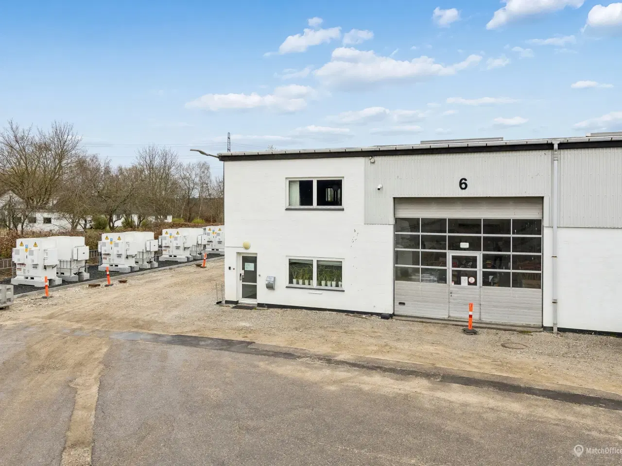 Billede 15 - Kontor med mulighed for leje af lager og befæstede arealer