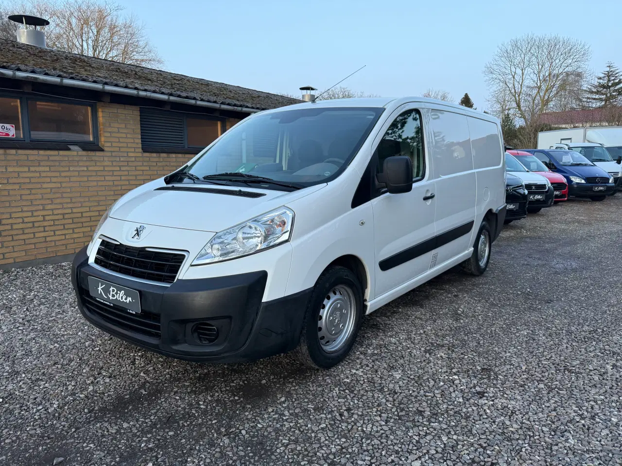 Billede 1 - Lav km super pænt 