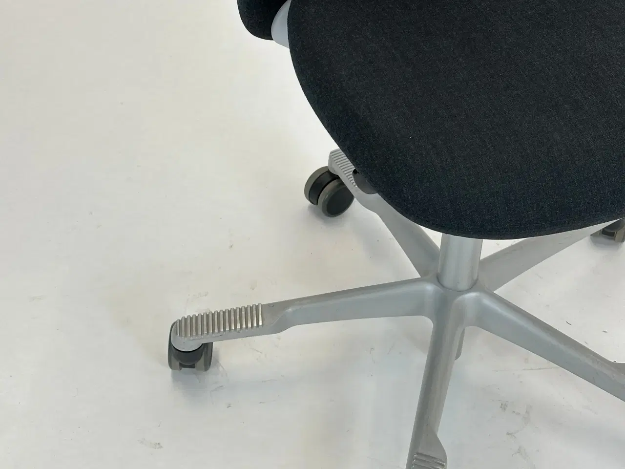 Billede 7 - HÅG Sofi 7200 - 100mm - (Mørkegrå)