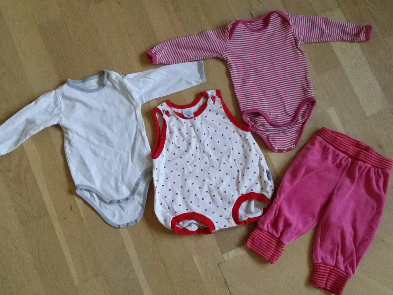 Billede 6 - Pigetøj 		