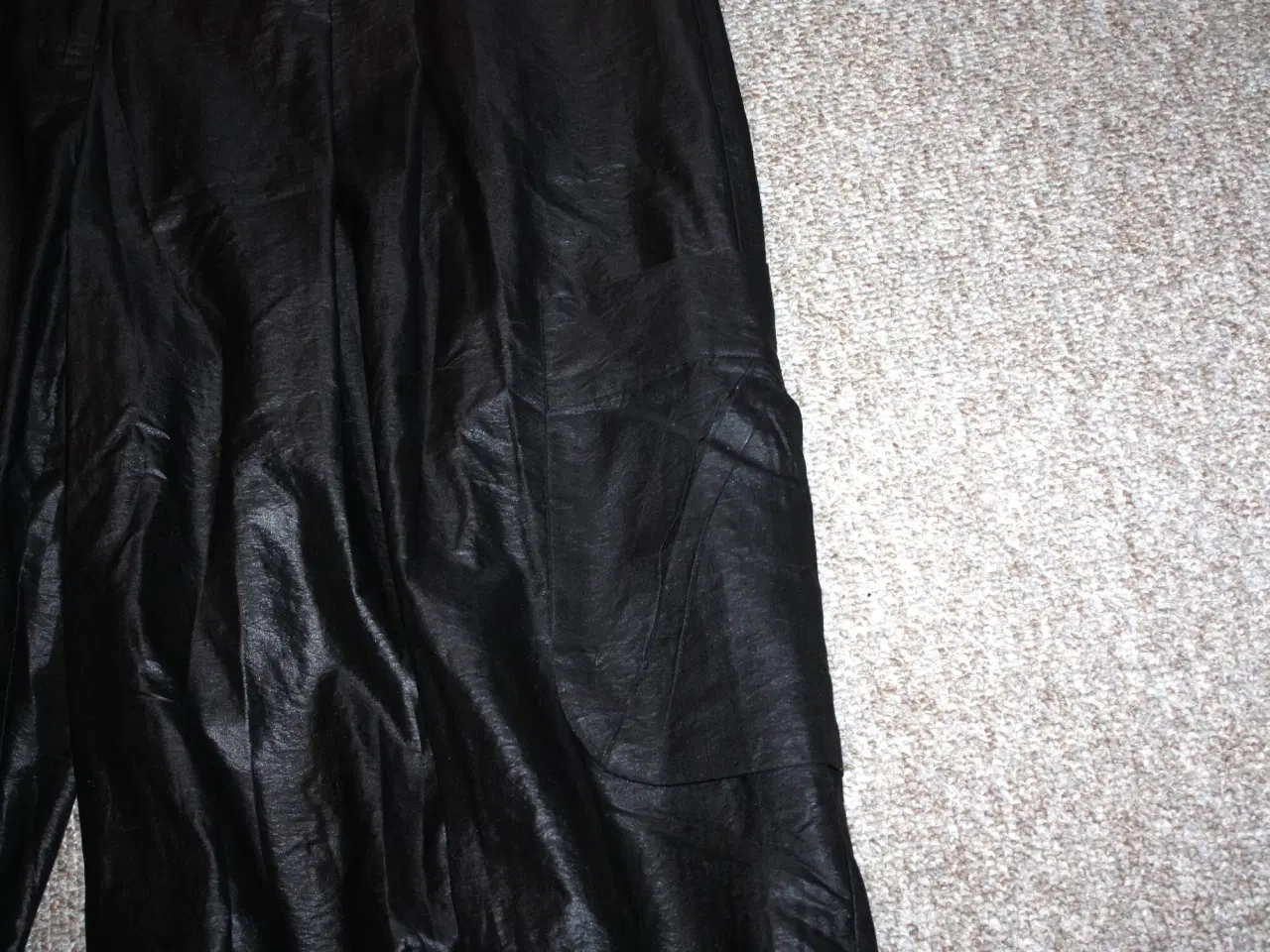 Billede 4 - Ny Uldahl bukser str. 44 ny pris 899 kr. 