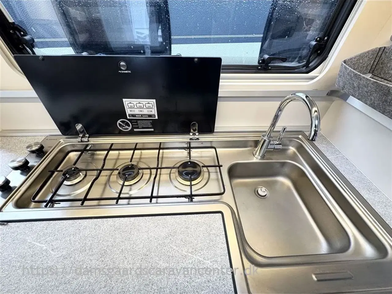 Billede 12 - 2022 - Adria Adora 573 PT   Dobbeltseng-3 Køjer-Gulvtemp.-Mover-Telt