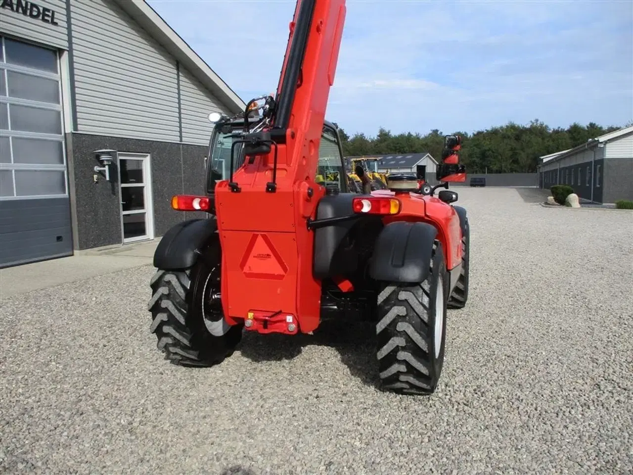 Billede 16 - Manitou MT932 Comfort Dansk maskine, med hydrauliske pallegafler.