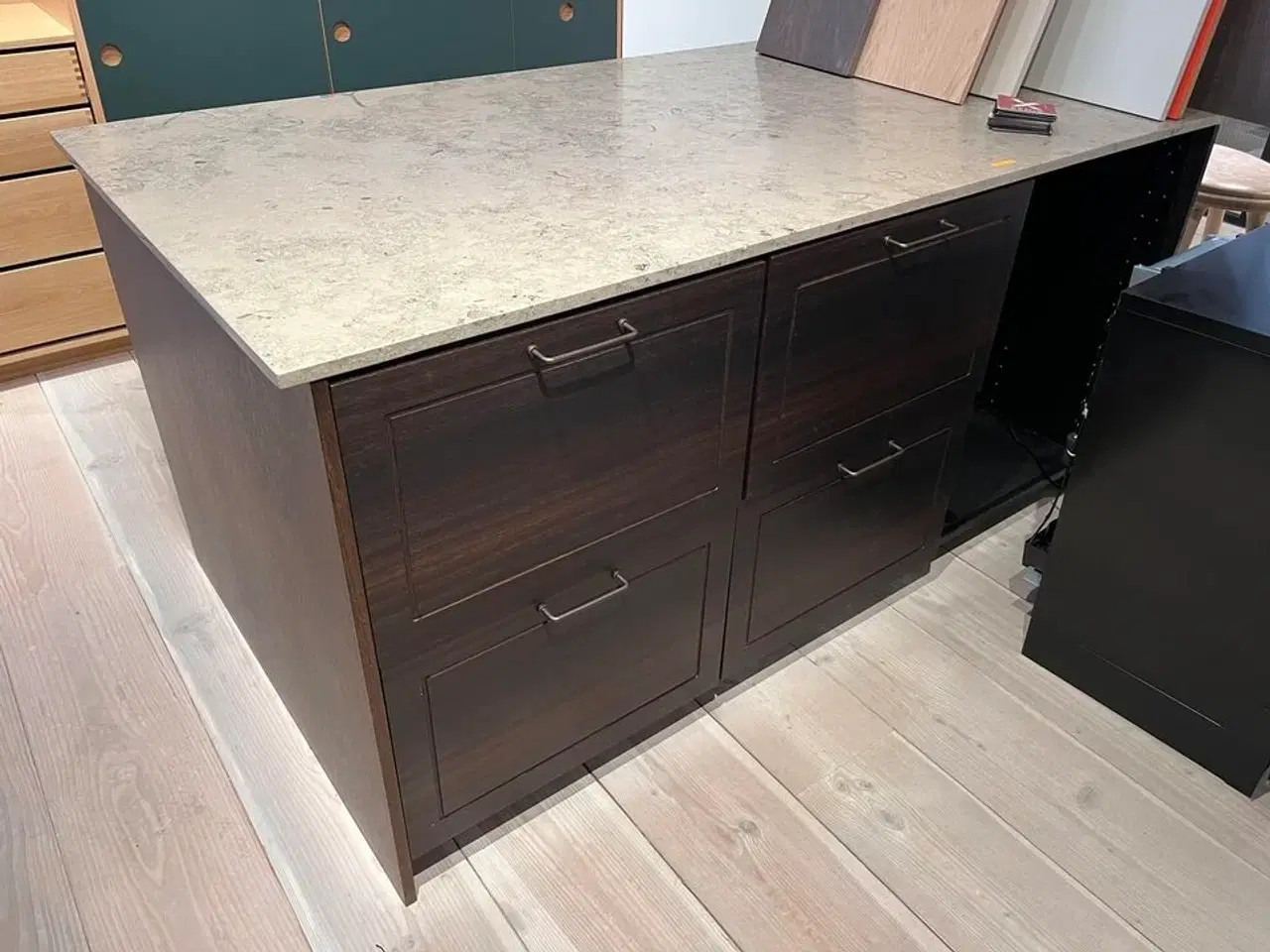 Billede 1 - Køkken Ø FORM PLUS+ med Stenplade