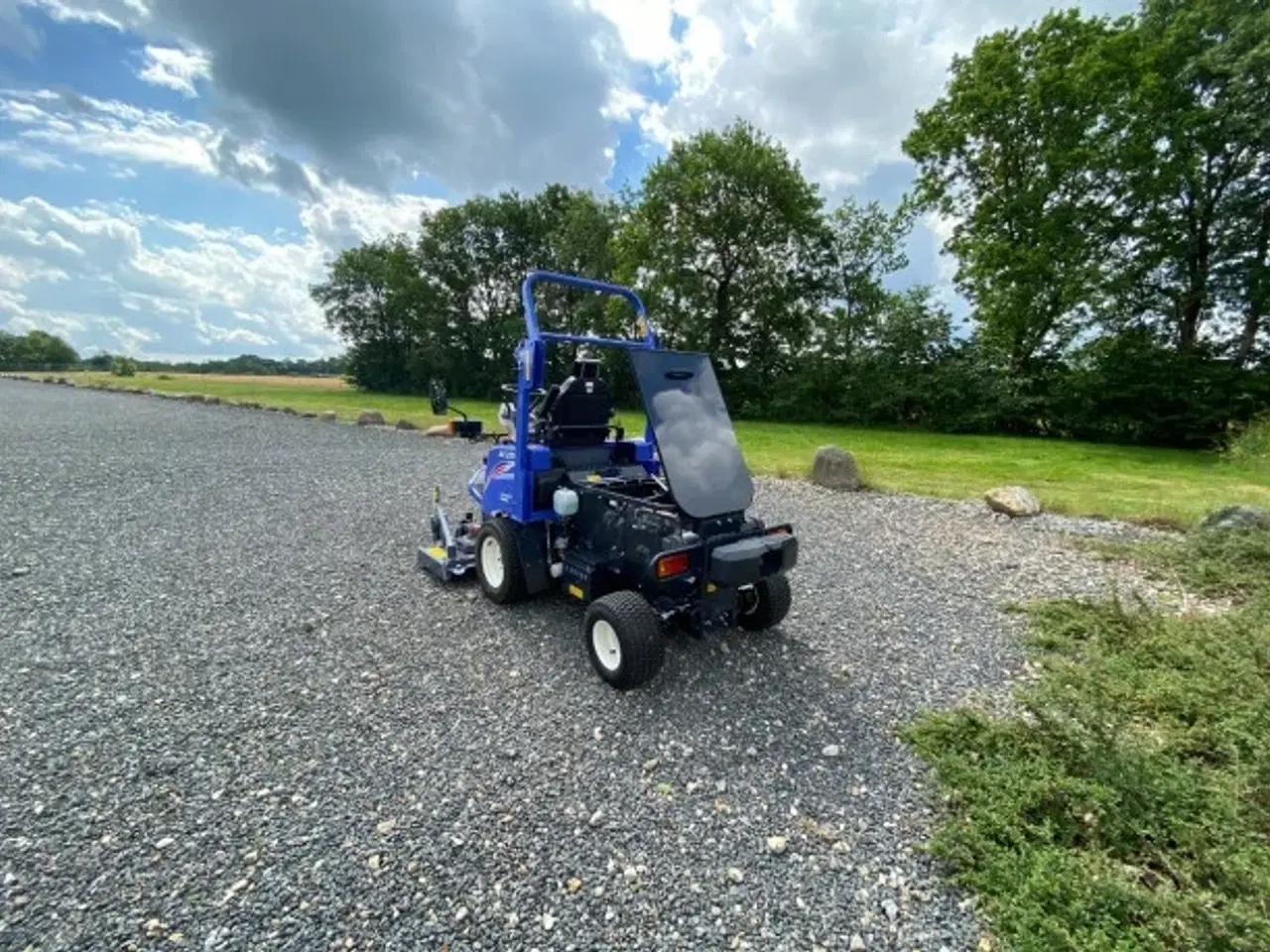 Billede 3 - Iseki SF237 baghjulsstyret redskabsbære 