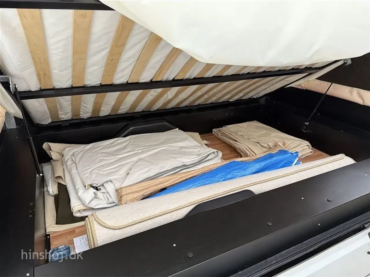 Billede 8 - 2012 - Trigano Alpha Exclusive Line   Teltvogn med god plads og fast bund fra Hinshøj Caravan A/S