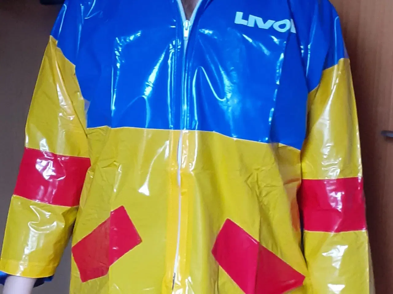 Billede 5 - Regn jakke str. M str 40  den er helt ny