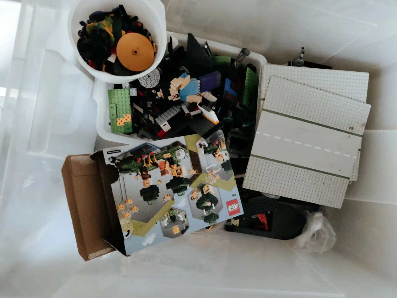 Billede 1 - En masse lego dele