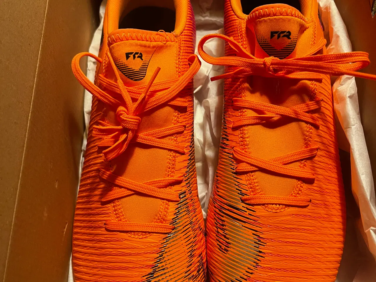 Billede 1 - Fodboldstøvler nye 