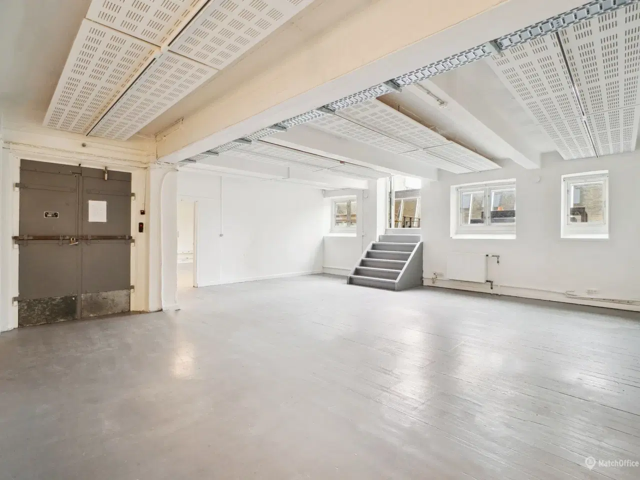 Billede 3 - Pakhus med stor privat tagterrasse og vareelevator