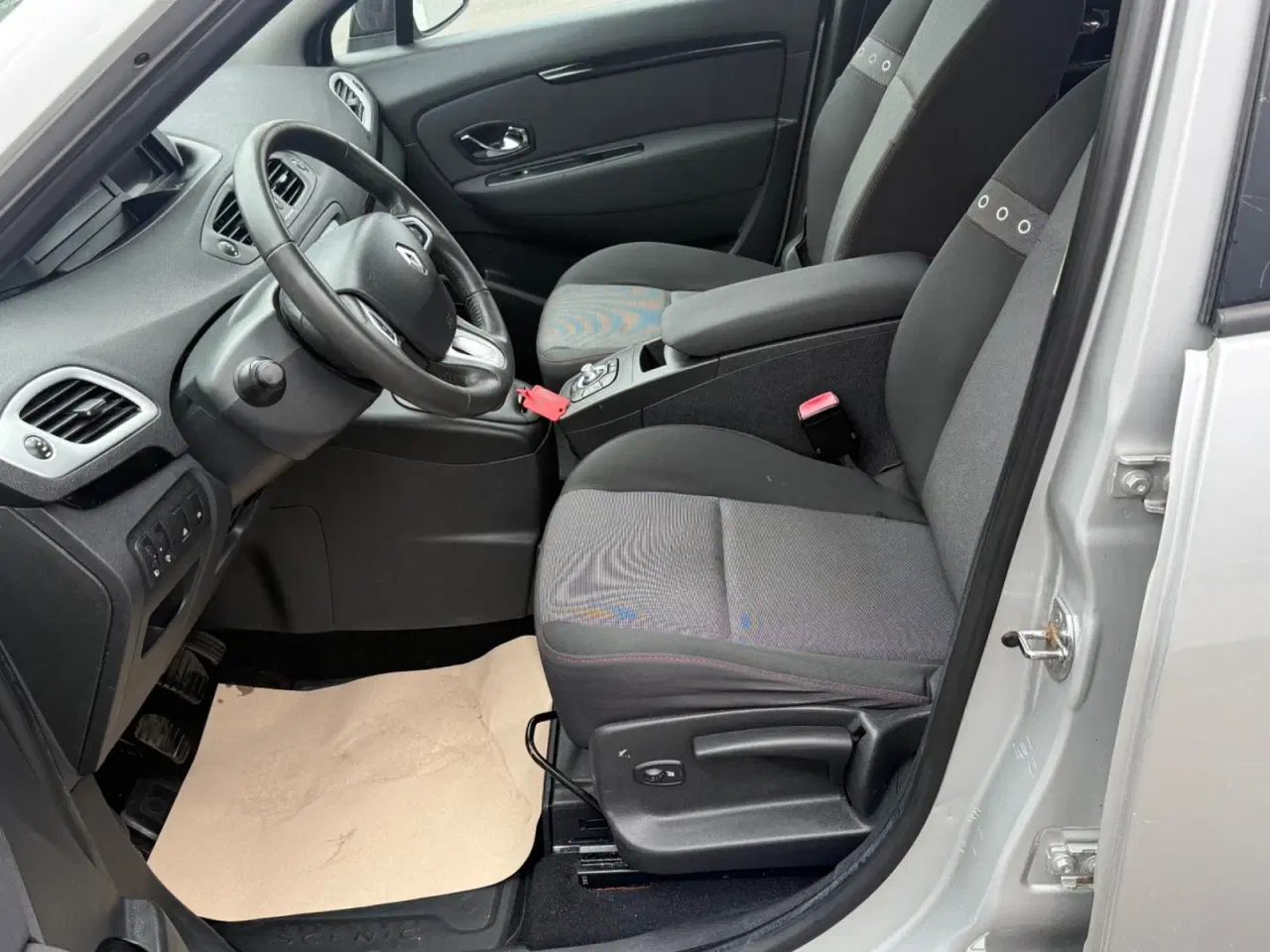 Billede 8 - Renault Scenic III 1,6 dCi 130 Dynamique
