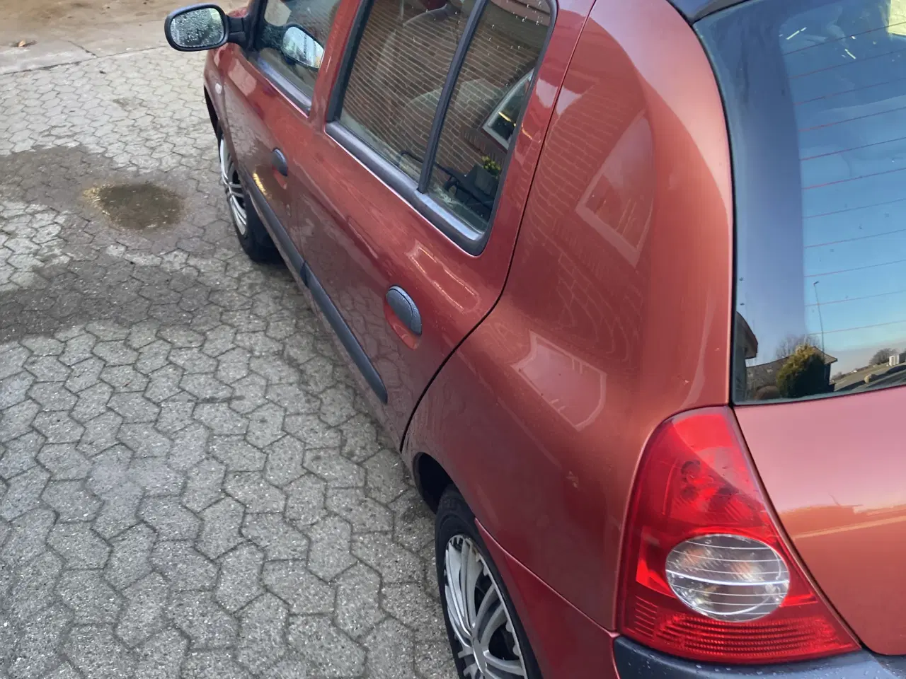 Billede 2 - Nysynet Renault Clio 1 ejer