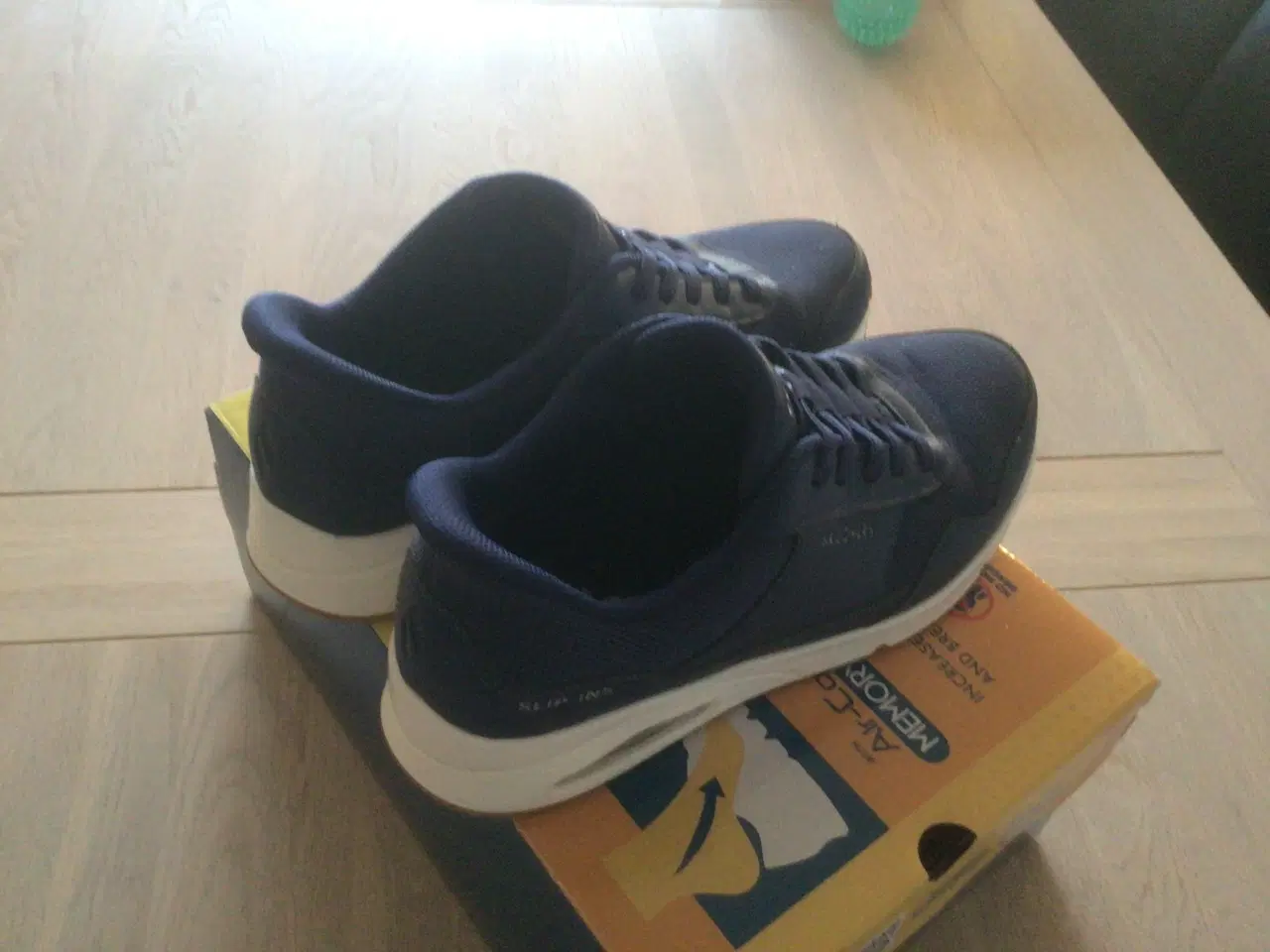 Billede 4 - Sketchers 43 - Uno Banksia