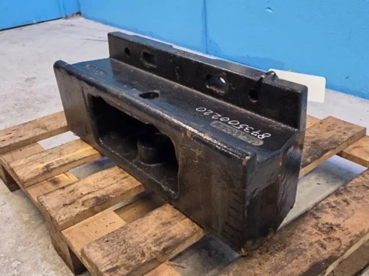 Billede 8 - New Holland T5.100 Vægtholder 87350022  5Stk