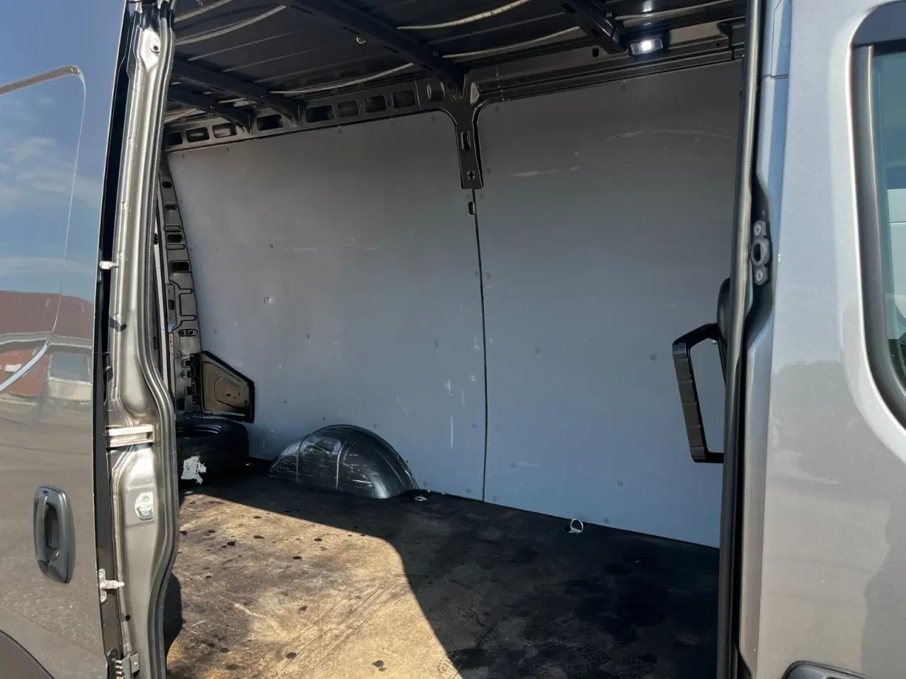 Billede 9 - Iveco Daily 3,0 35S21 12m³ Van AG8