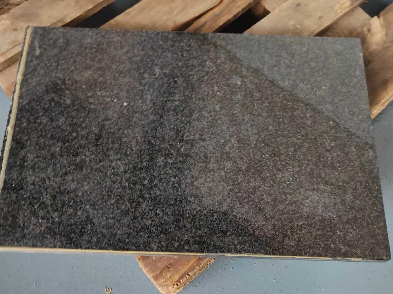 Billede 1 - Marmorplade 40x60, gl. bordplade