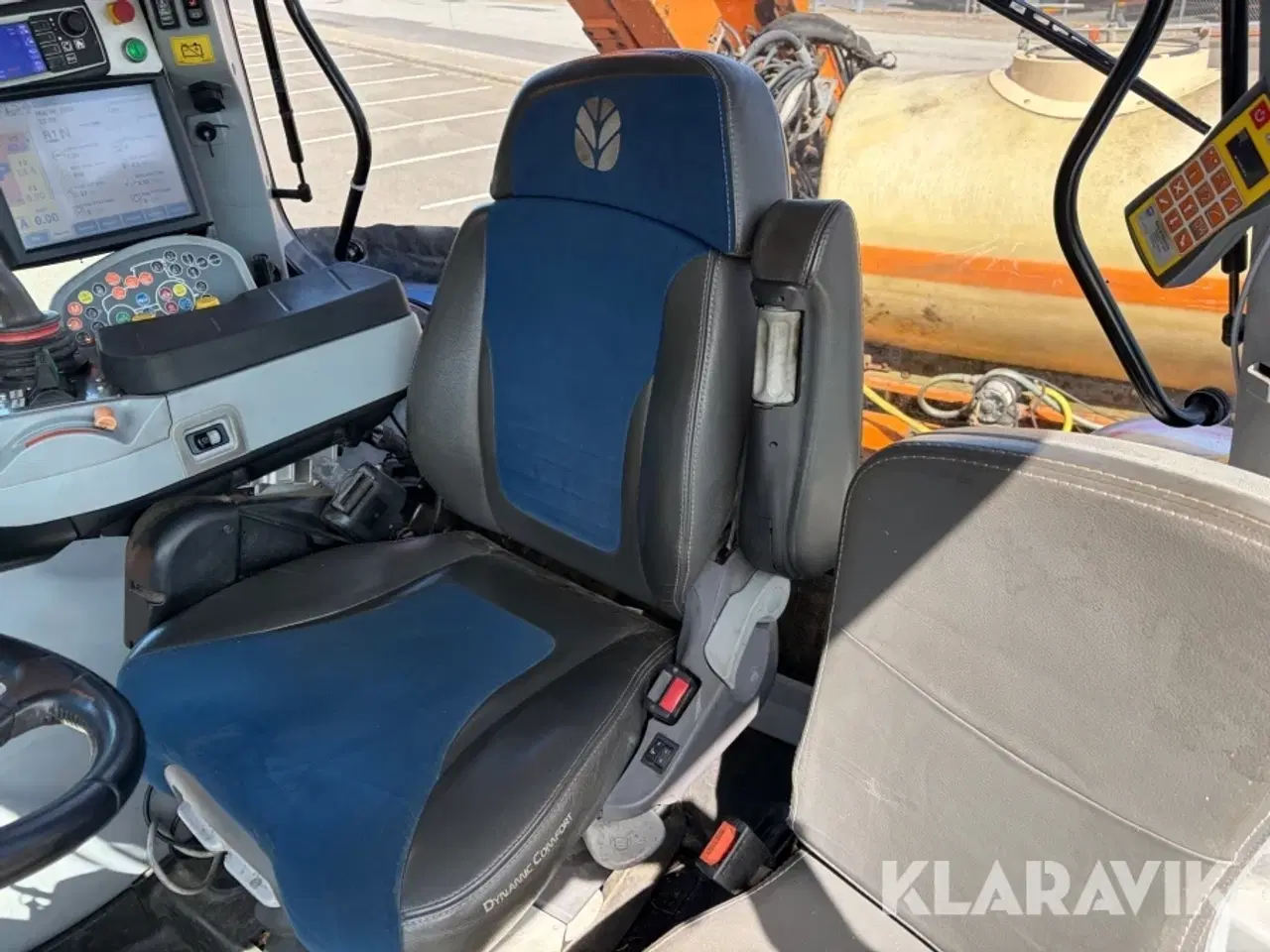 Billede 11 - Traktor New Holland T7.175 med rabat og rendeklipper