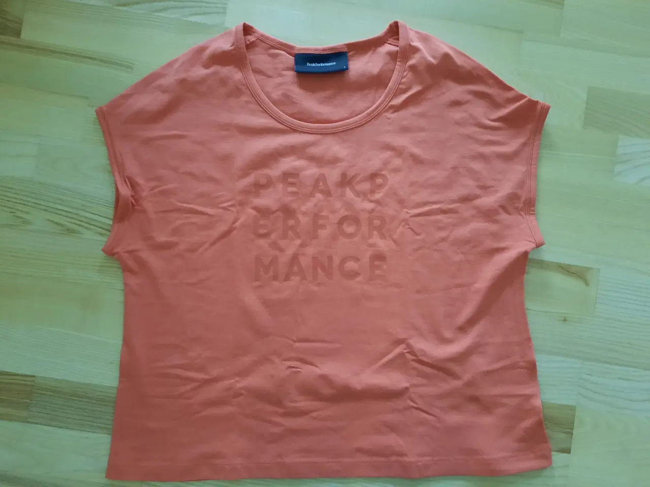 Billede 1 - T-shirt Peak Performance brændt orange