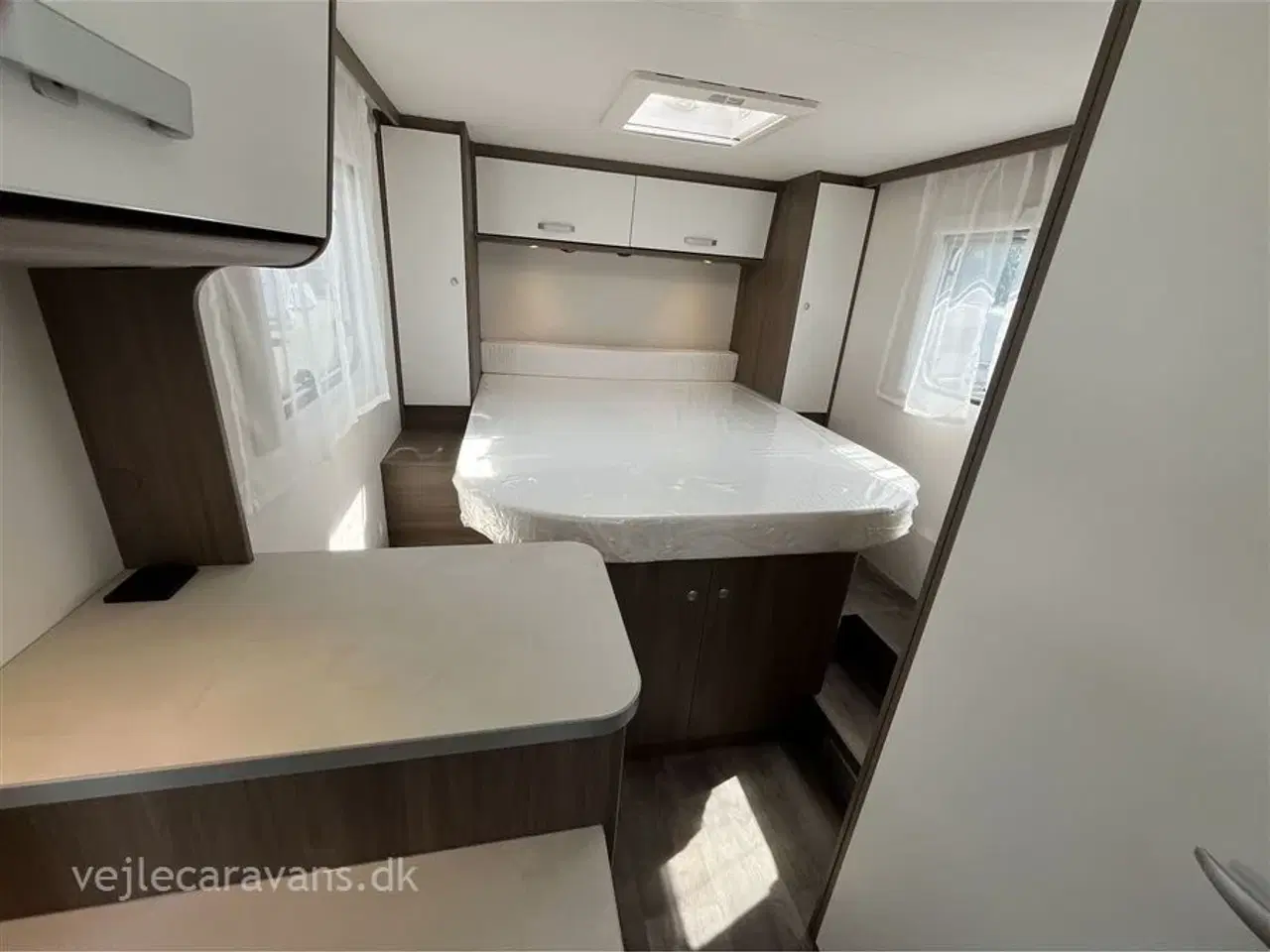 Billede 6 - 2026 - Carado V339 PRO+