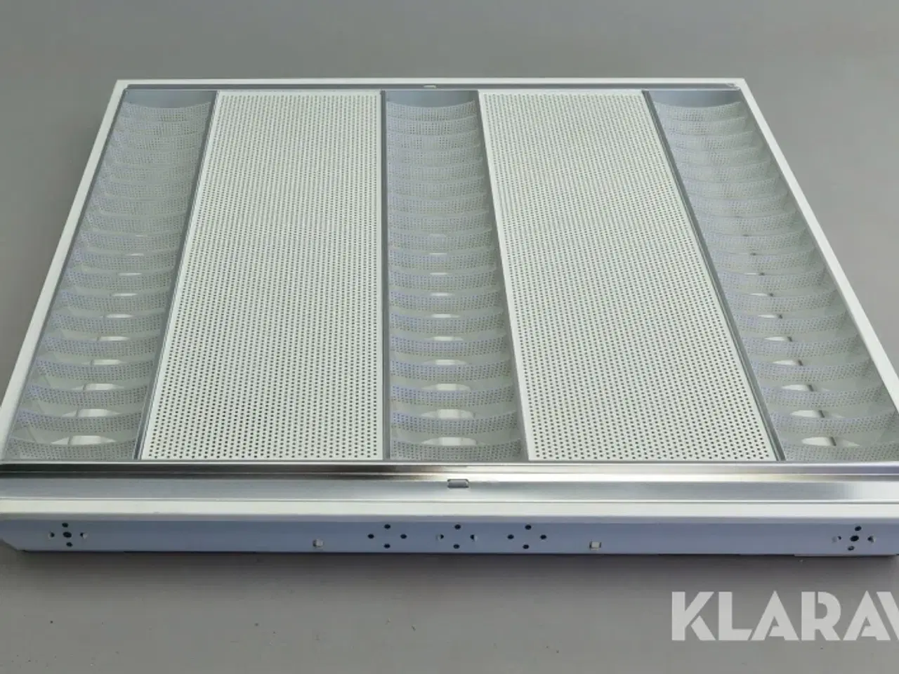 Billede 1 - Lysarmatur Philips 3 x 14 watt 50 styk