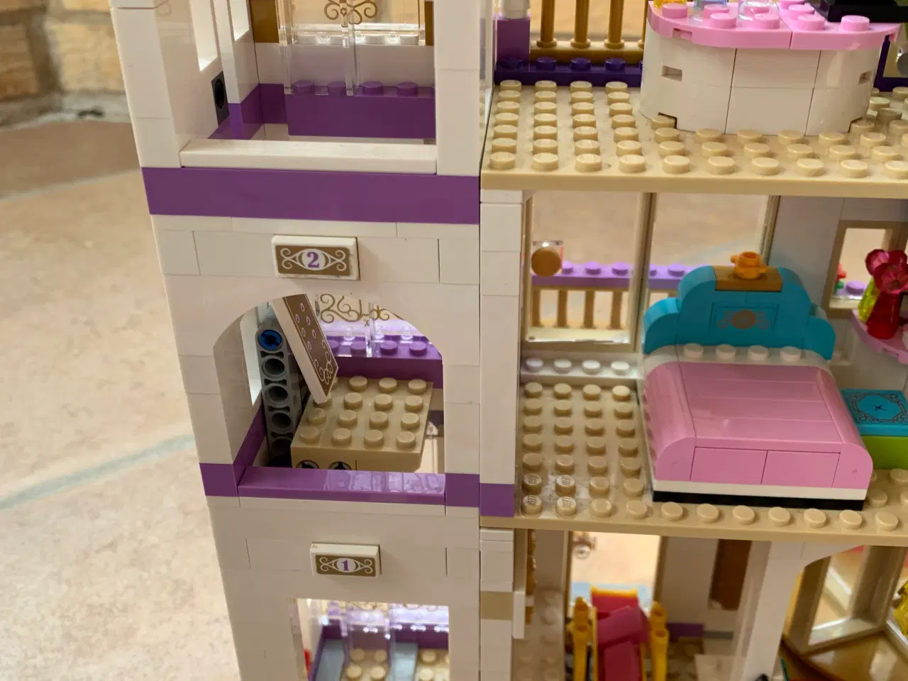 Billede 9 - Lego Friends 41101 Grand Hotel 