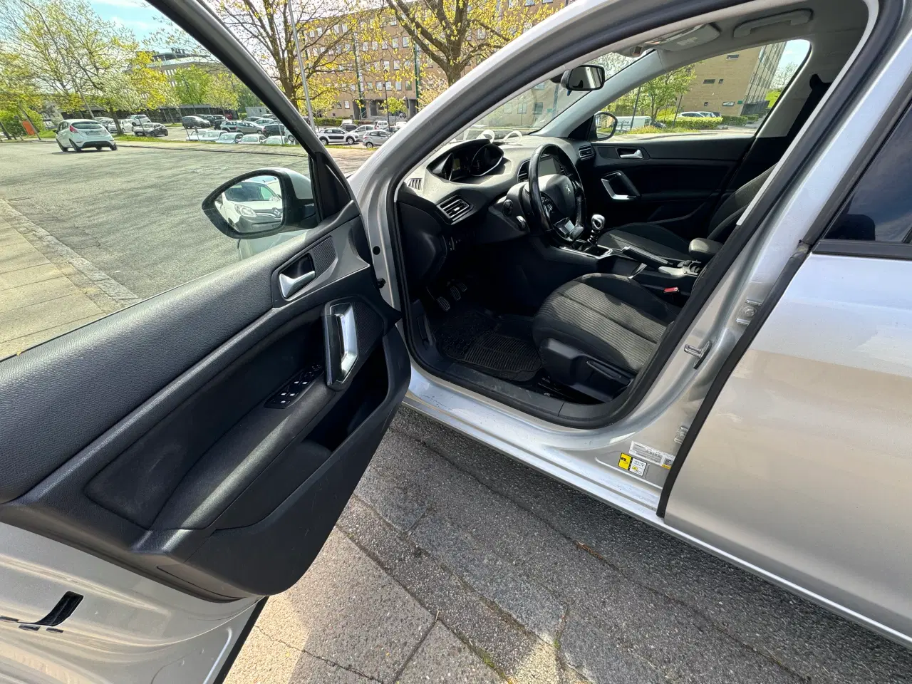Billede 7 - Peugeot 308 1.6hdi 120hk År 2016