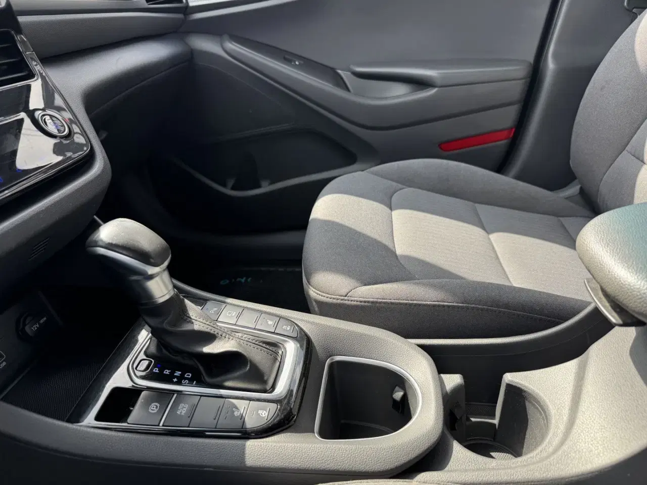 Billede 17 - Hyundai Ioniq 1,6 GDI  Plugin-hybrid Trend plug-in 141HK 5d 6g Aut.