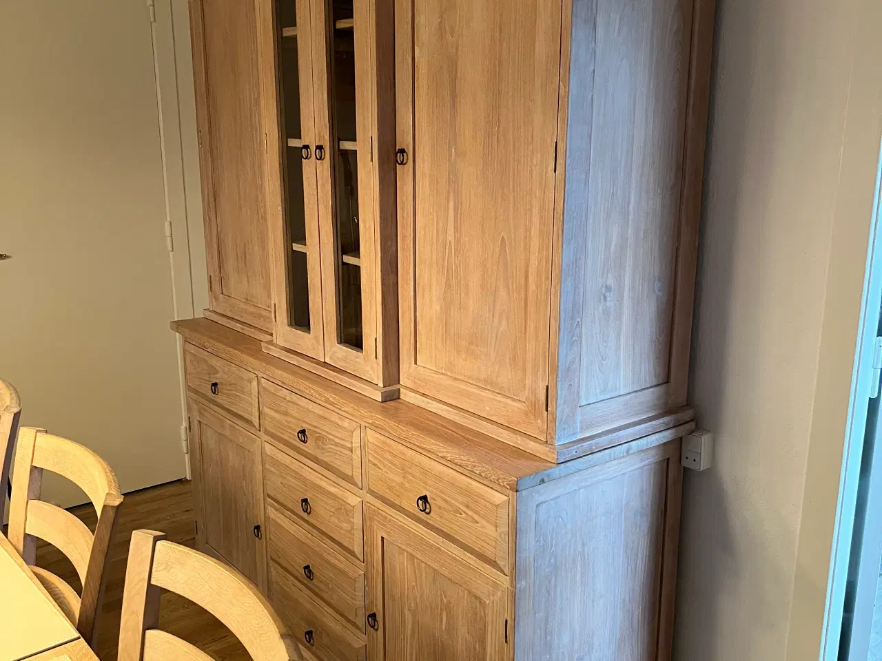 Billede 2 - Egetræsskab