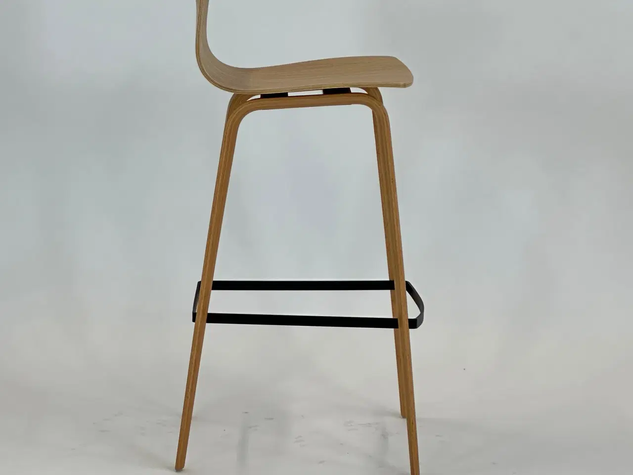 Billede 6 - Magnus Olesen Butterfly Bar Barstol – Træ SH 79 cm