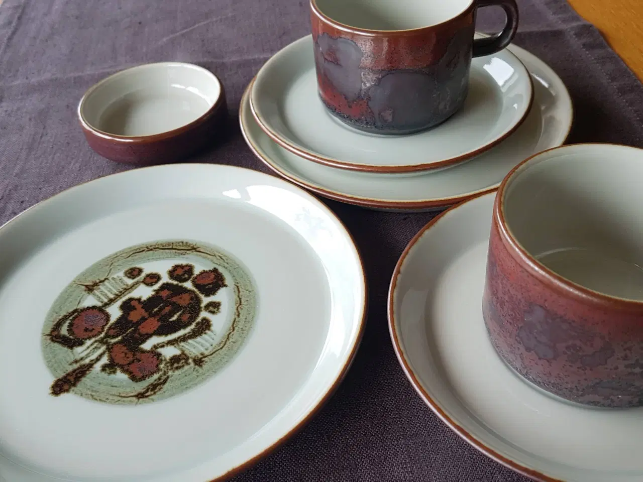 Billede 1 - Kaffe/te kopper med underkopper+tallerkener