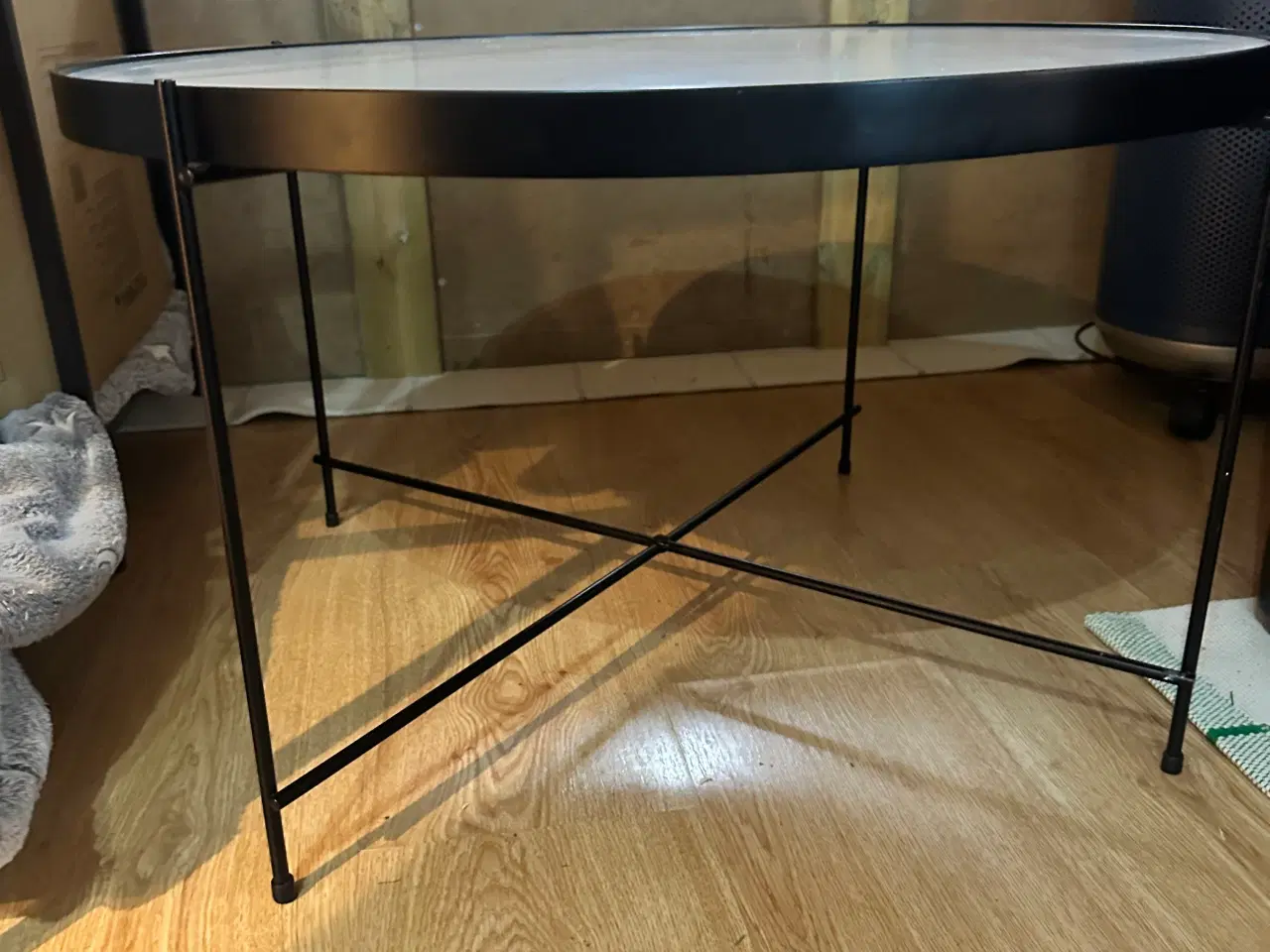 Billede 2 - Sofabord med vendbar bordplade