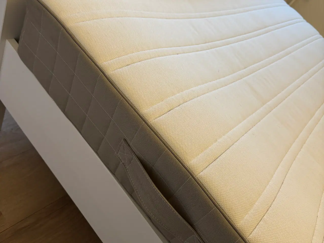 Billede 8 - HEMNES seng IKEA