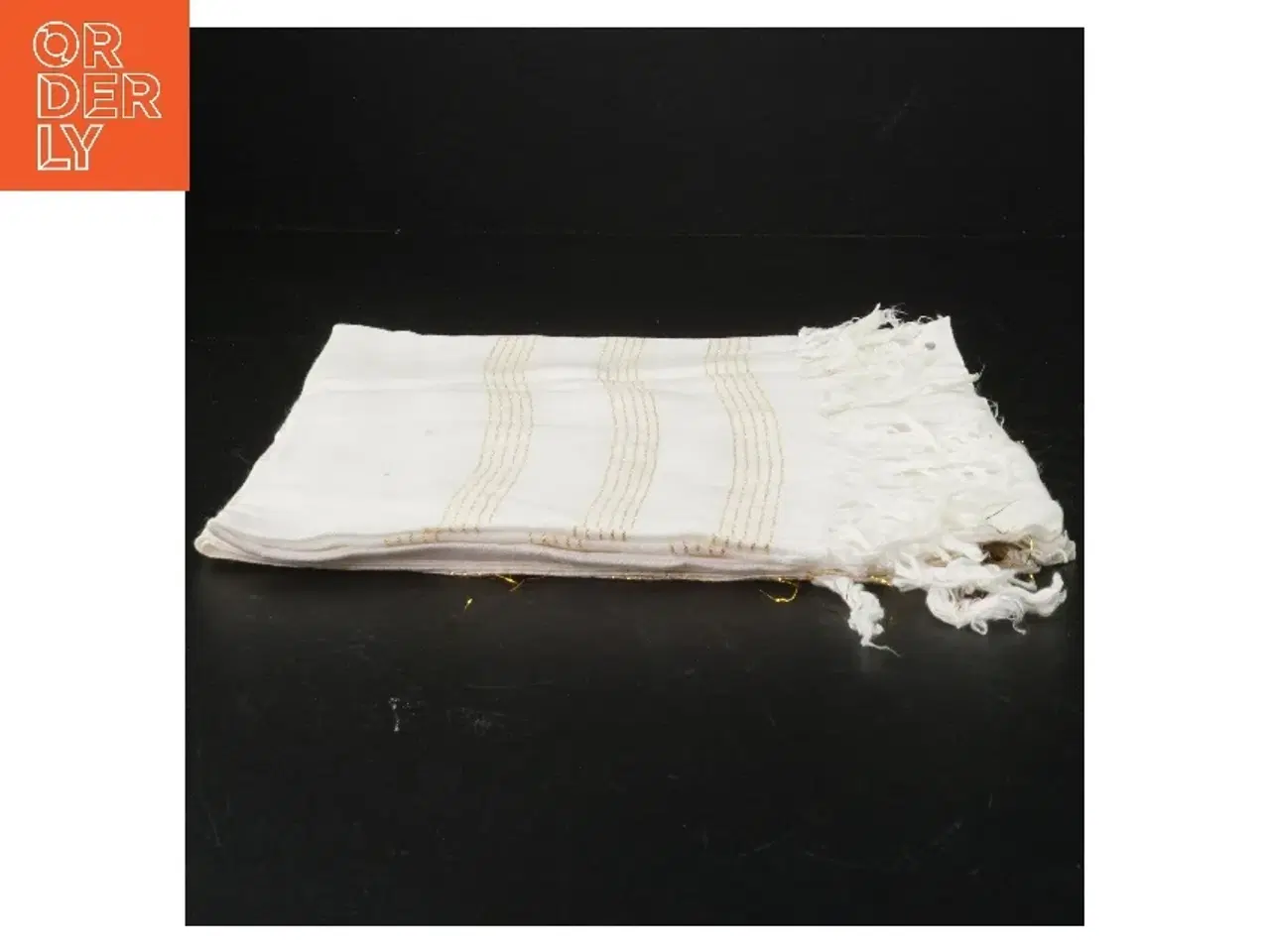 Billede 1 - Hvidt tørklæde med guldstriber (str. 84 x 94 cm)