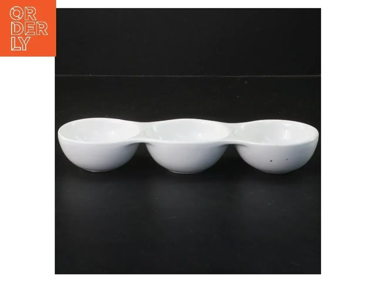 Billede 1 - Tredelt serveringsfad (str. 25 cm) i  porcelæn