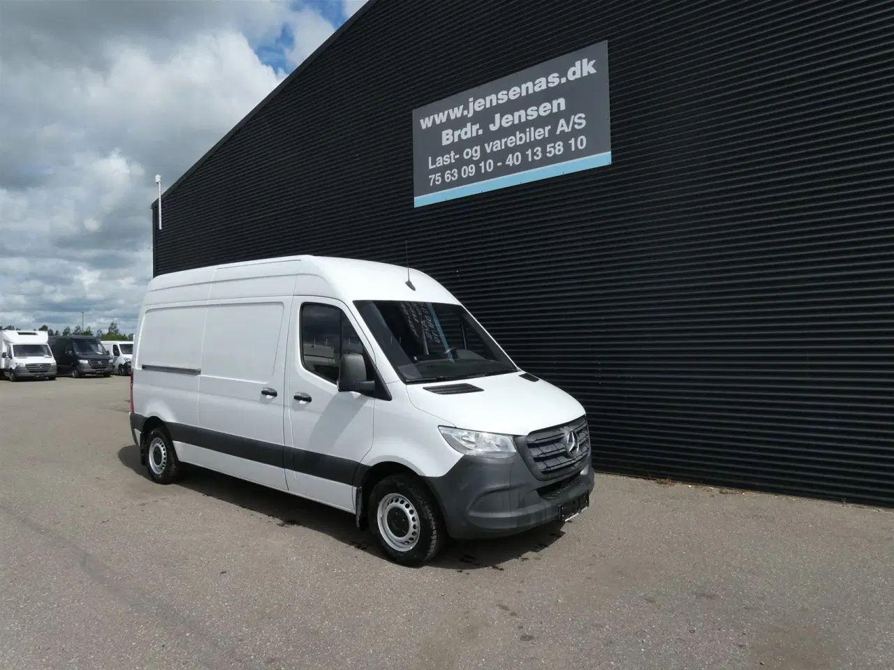 Billede 1 - Mercedes-Benz Sprinter 314 2,1 CDI A2 H2 RWD 7G-Tronic 143HK Van Aut.